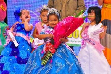 Little Miss Philippines 2012 .